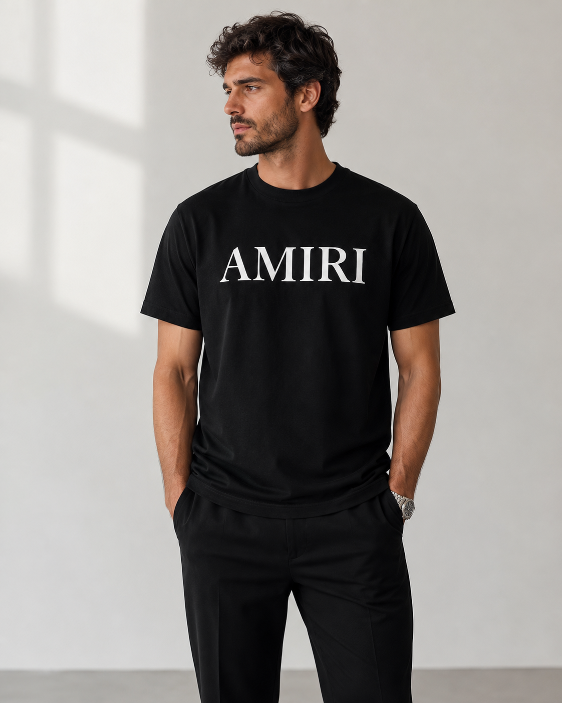 Camiseta Preta com logo Amiri